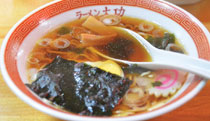 セットの半ラーメン